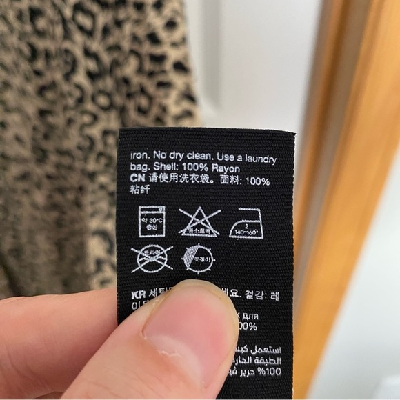 & Other Stories Puff Shoulder Crepe Midi Dress US Size 0 - Picture 13 of 14